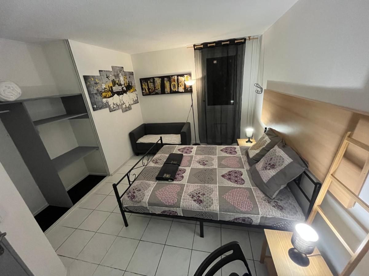 Casanova Home Сен Дени Екстериор снимка